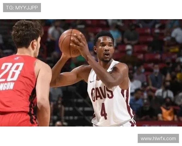 互不相让的对决威少抢断申京申京倒地拼抢强硬回应NBA赛场激烈攻防瞬间